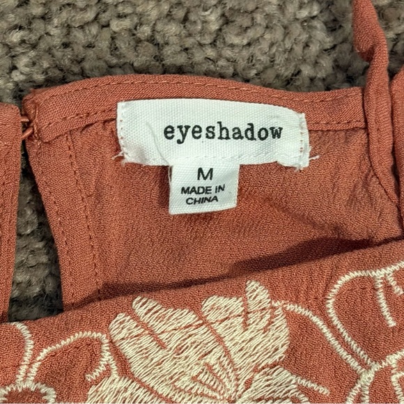 Women's Dusty Rose Embroidered Tank - Picture 3 of 4